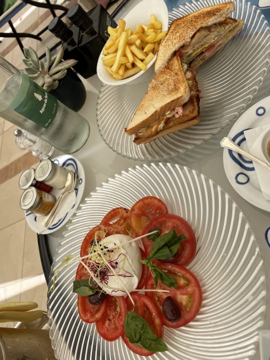 Gastro Seaside Grand Hotel Residencia