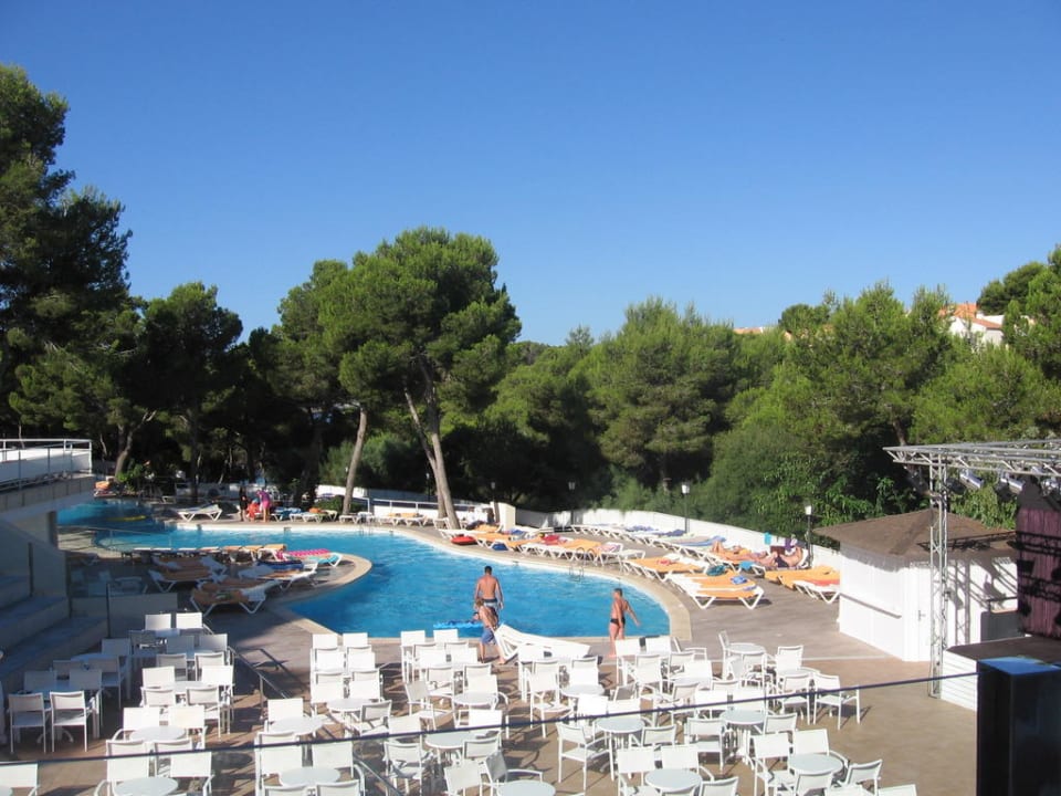 Hauptpool Iberostar Waves Club Cala Barca