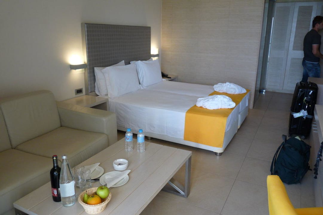 Doppelzimmer Standard SENTIDO Port Royal Villas & Spa