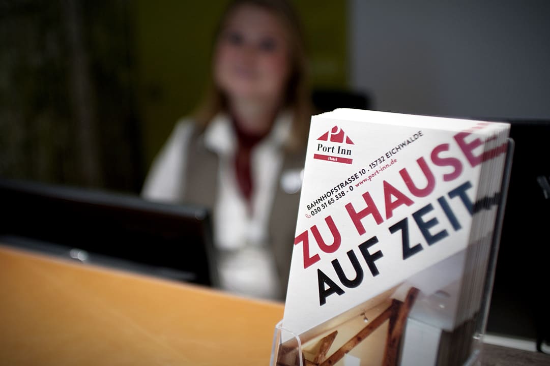 Lobby Hotel Port Inn