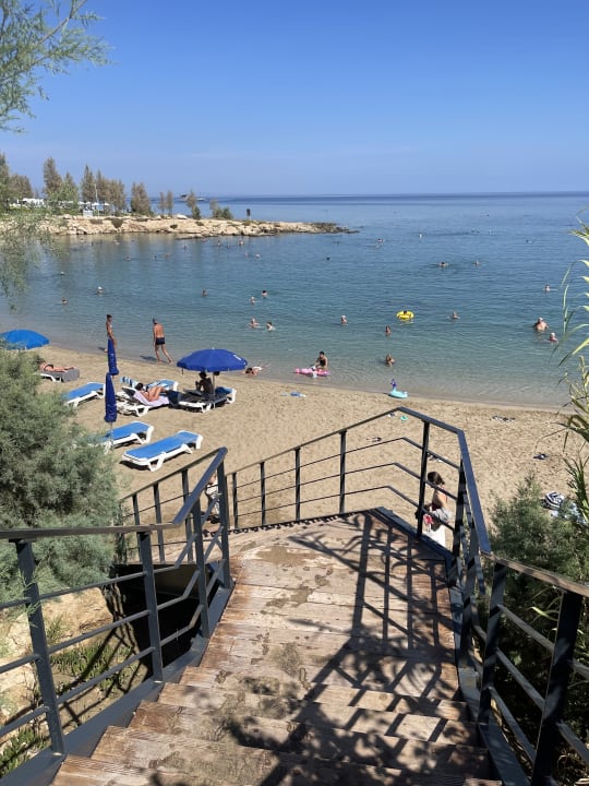 Strand Crystal Springs Beach Hotel