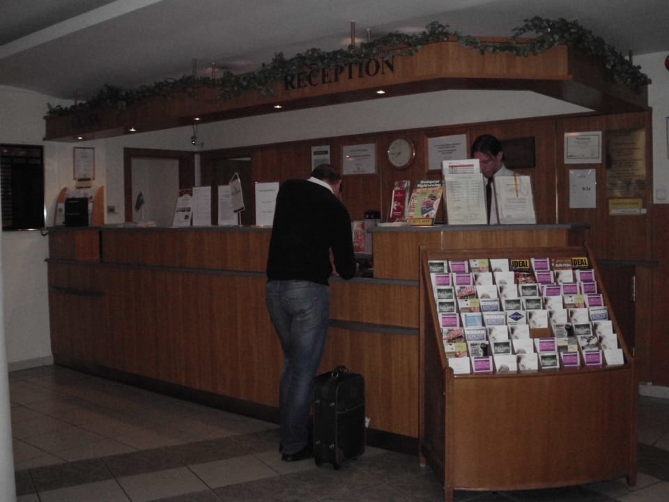 Rezeption Hunguest Hotel Millennium