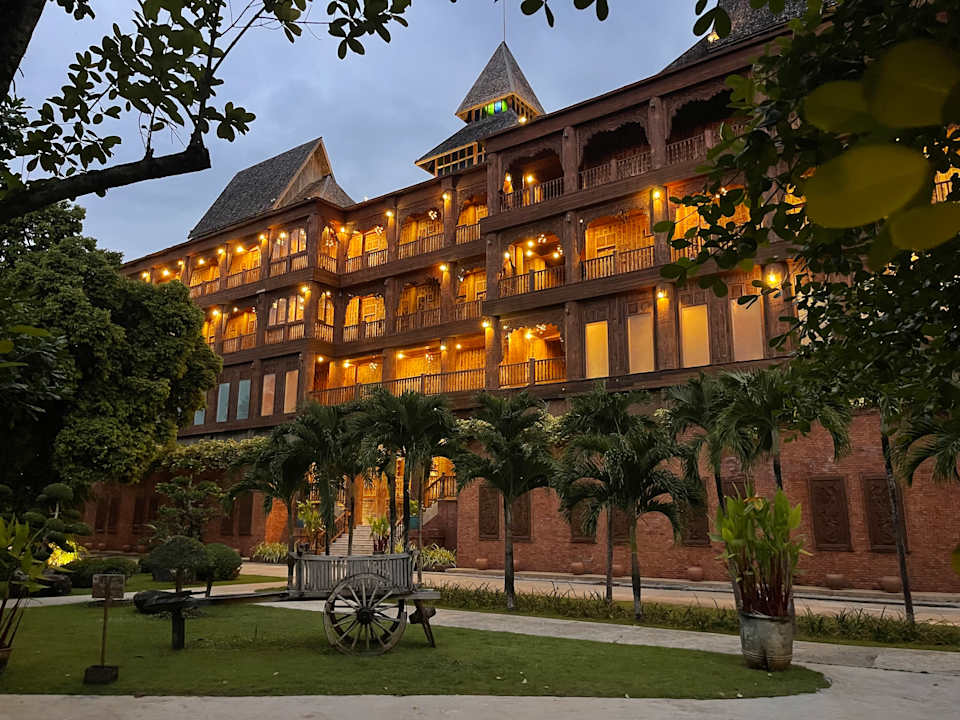 Außenansicht Santhiya Tree Koh Chang Resort