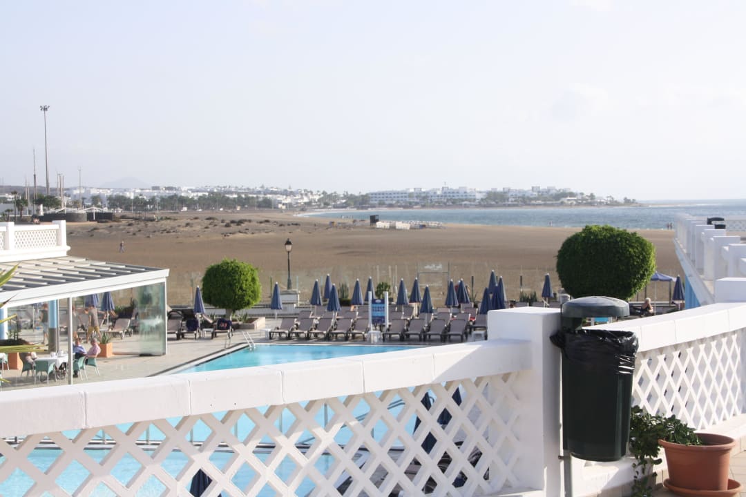 Pool mit Ausblick Hotel Las Costas