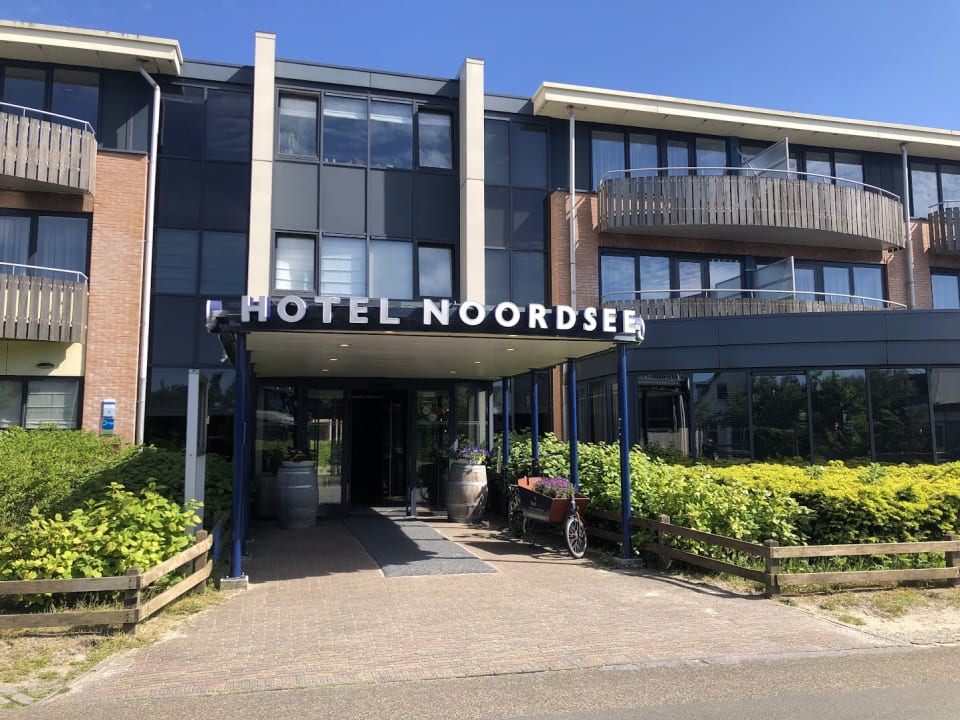 Außenansicht Fletcher Hotel-Restaurant Noordsee-Ameland