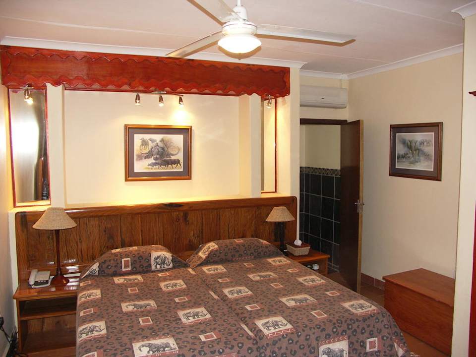 Standard Doppelzimmer. Hotel Zulu Nyala Game Lodge