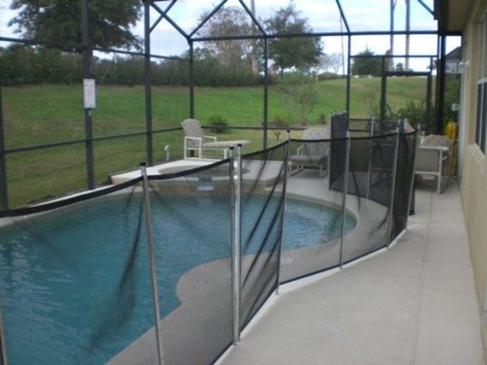 Der Pool mit Gazekäfig Villen in Orlando