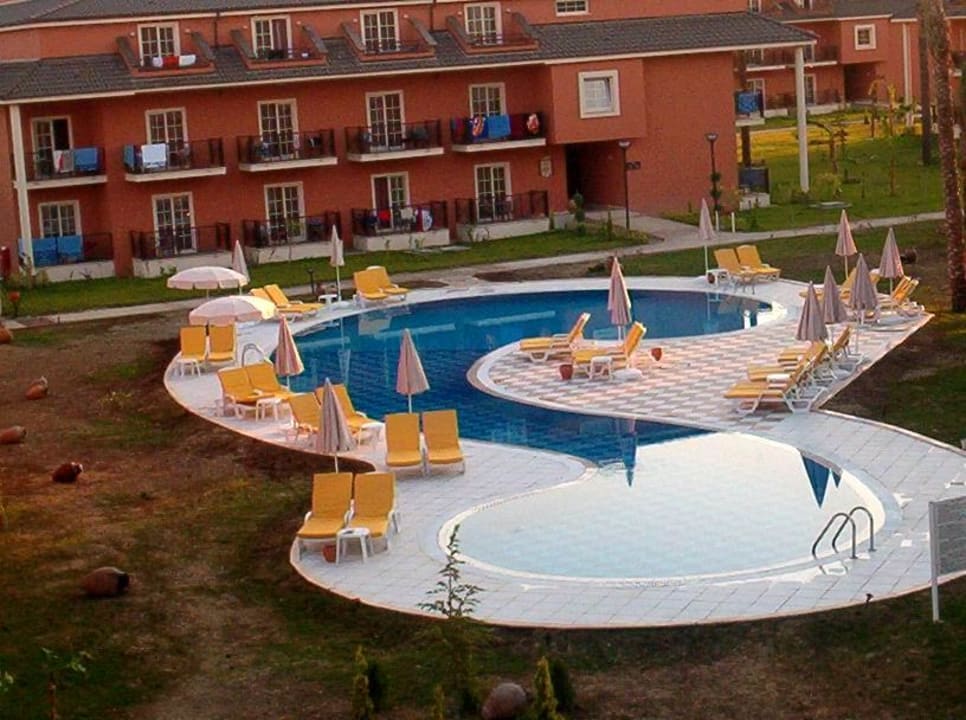 Pool der Nebengebäude Sunis Elita Beach Resort & Spa