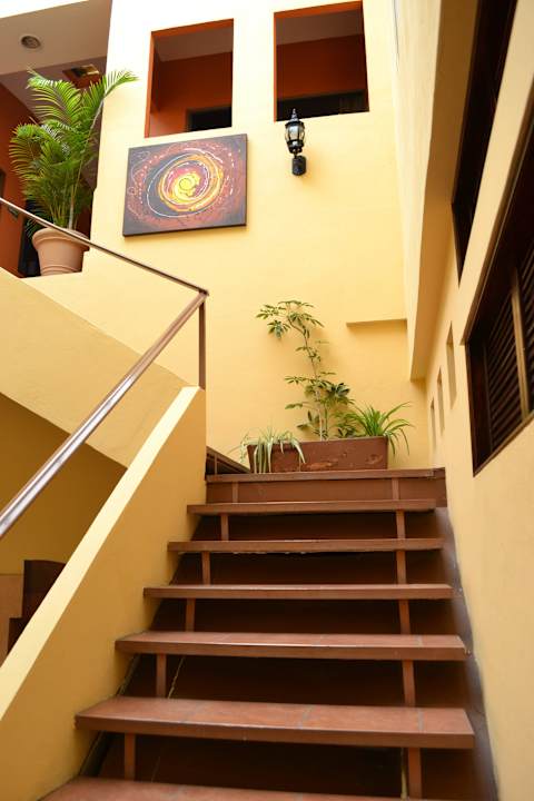 Escaleras Hotel Don Nino