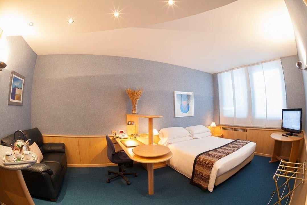 Camera deluxe Best Western Plus Executive Hotel & Suites