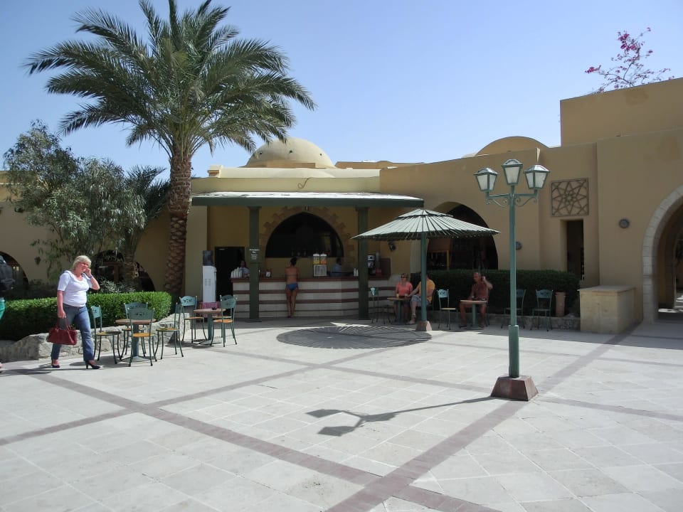 Bar neben dem Eingangsbereich Three Corners Rihana Resort Deluxe