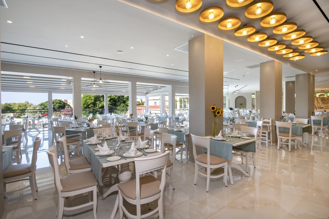 Gastro Vantaris Luxury Beach Resort