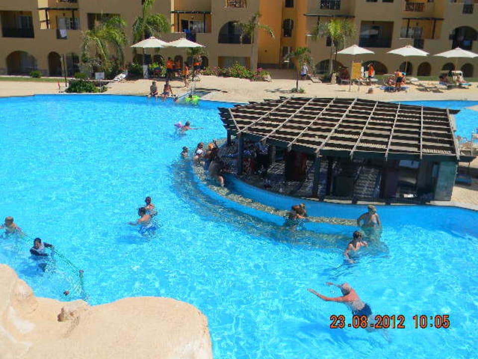 Bar w basenie Stella Garden Resort & Spa, Makadi Bay