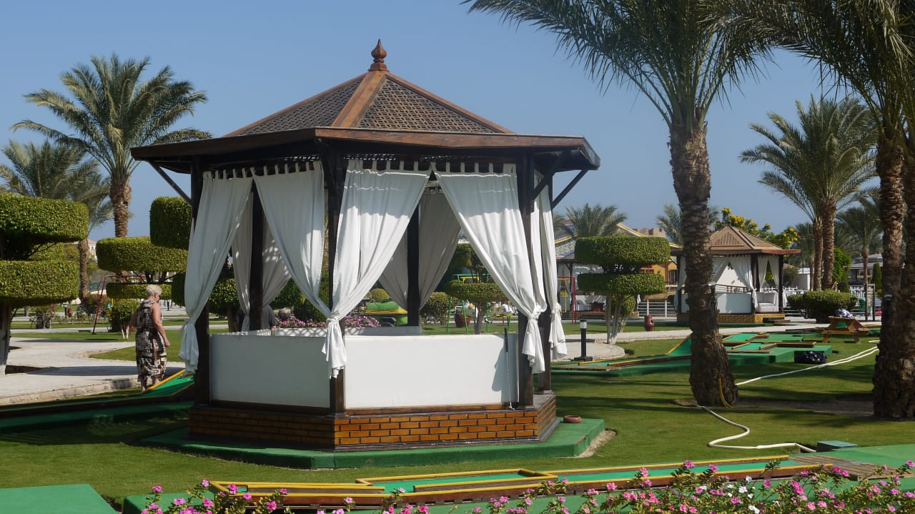 Gartenanlage Pickalbatros Dana Beach Resort - Hurghada