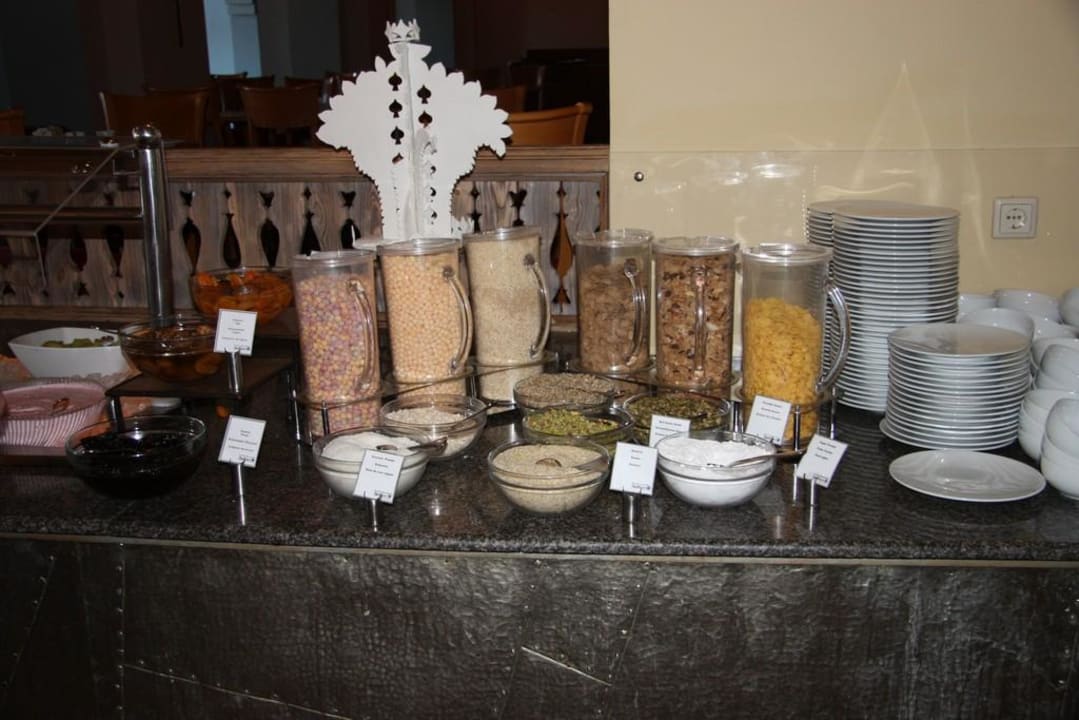 Müsli zum Frühstück Radisson Blu Resort, El Quseir
