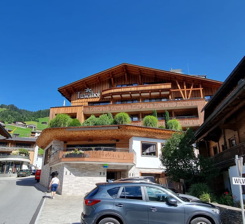 Außenansicht Hotel Alpin Spa Tuxerhof