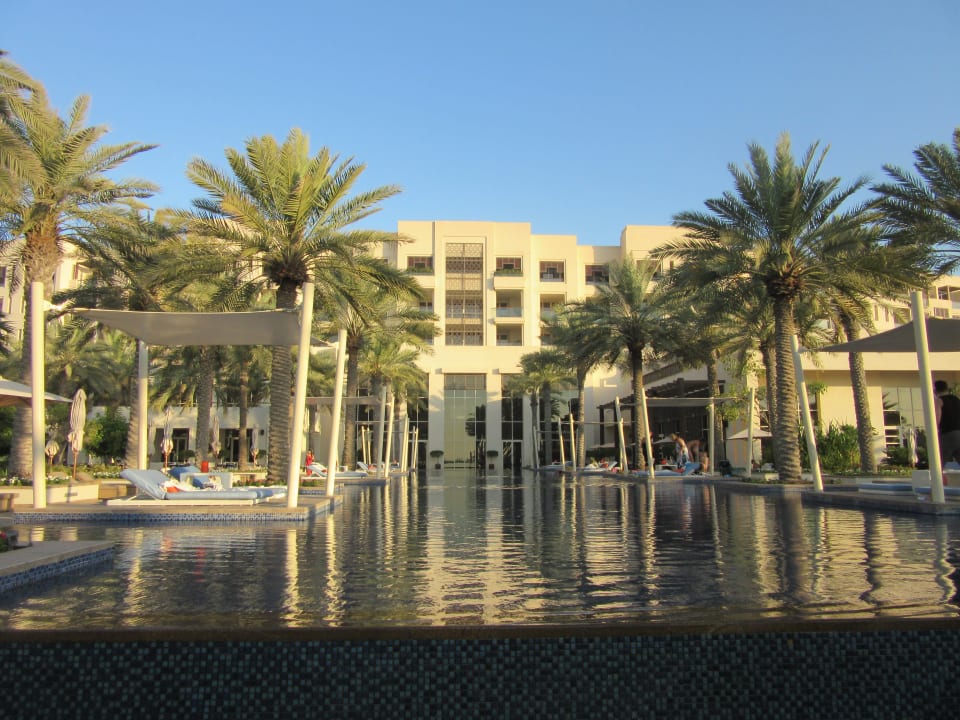 Pool Park Hyatt Abu Dhabi Hotel and Villas