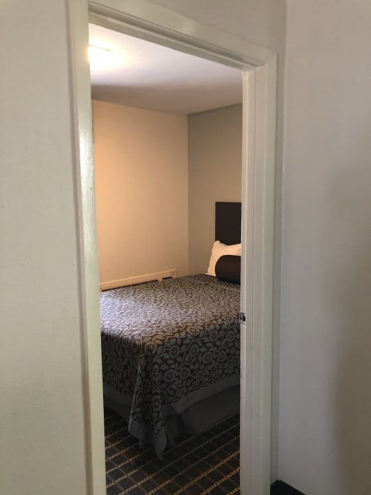 Zimmer Days Inn Market Center Dallas