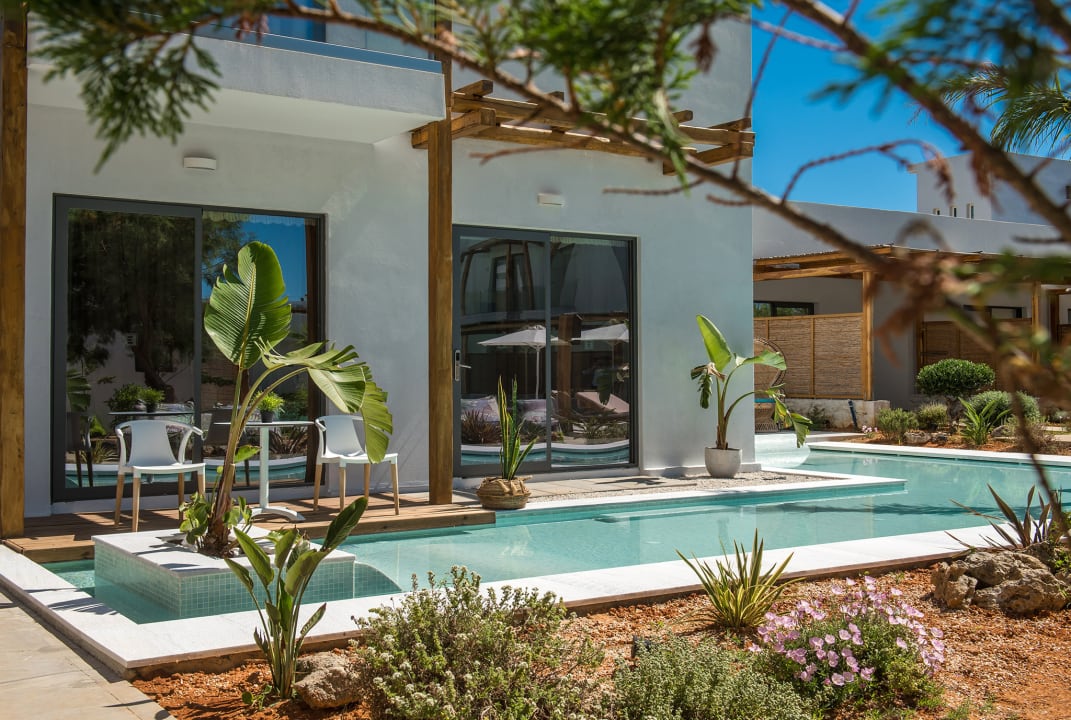 Zimmer Paralos Lifestyle Beach