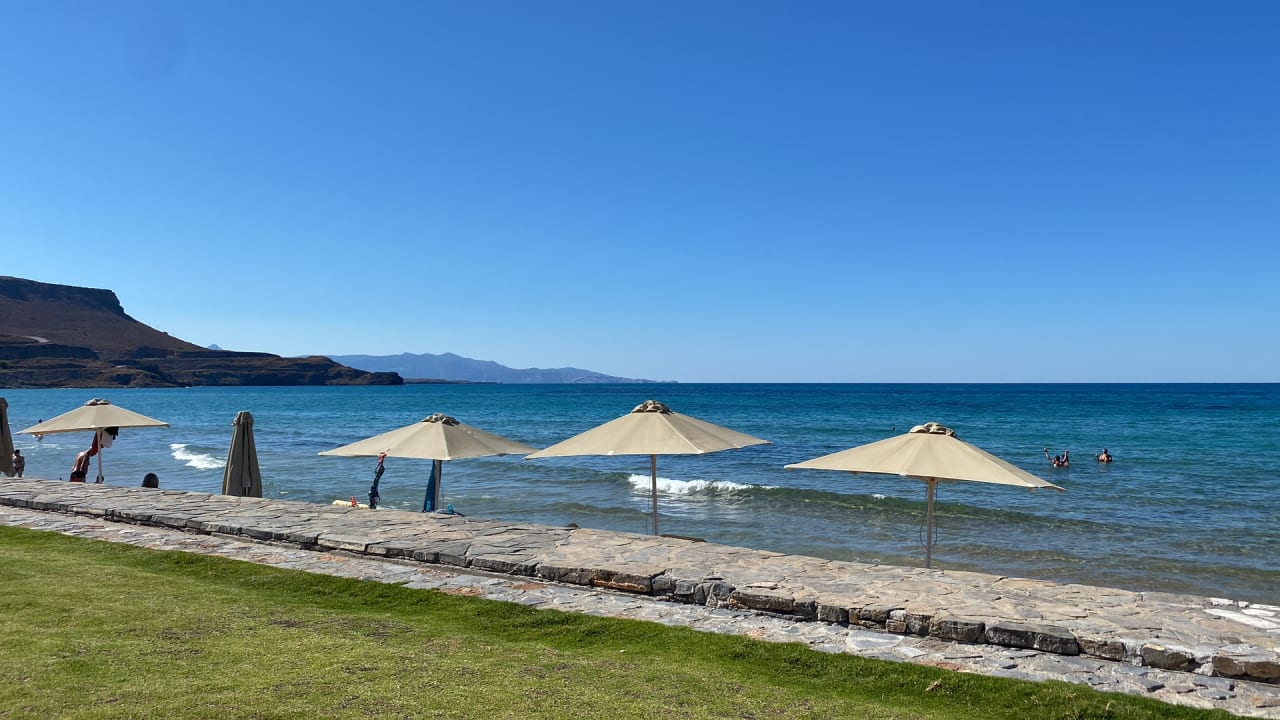 Strand Arina Beach Resort