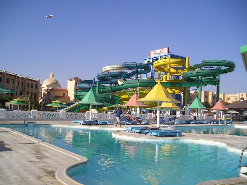 Rutschen bei  Albatros Resort / Family / Aquablue Pickalbatros Aqua Park Resort - Hurghada
