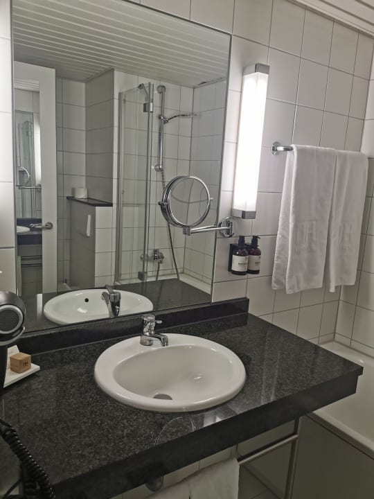 Zimmer NH Frankfurt Airport West