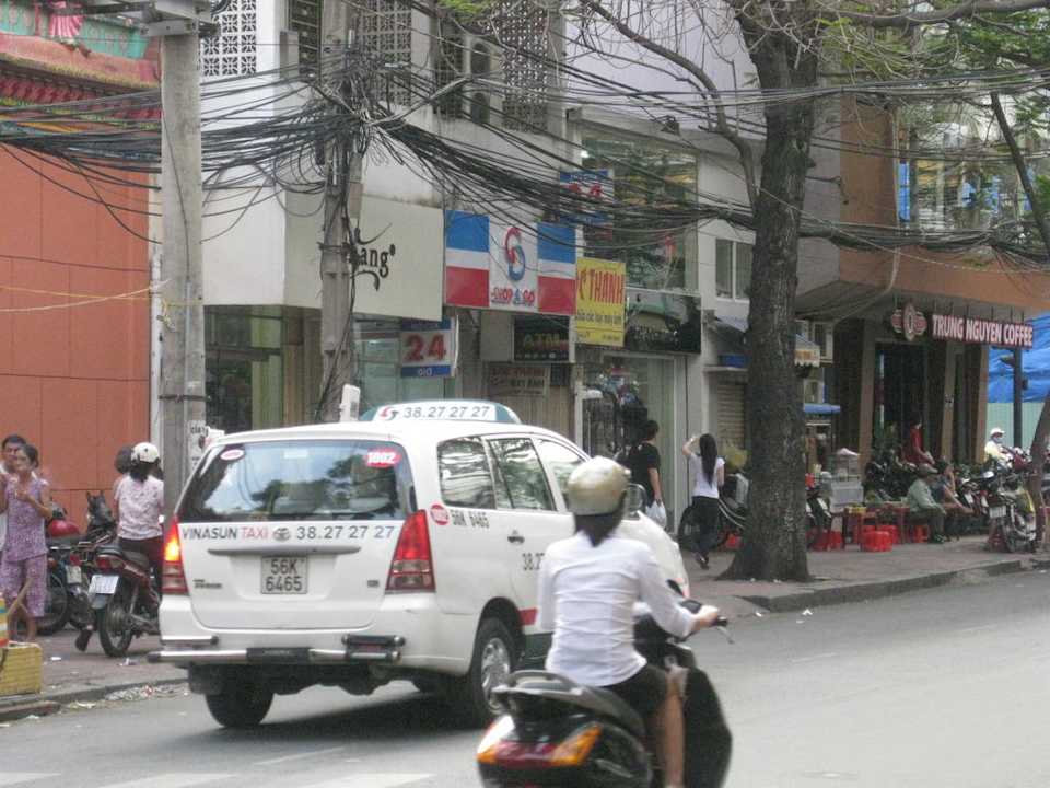 Supermarkt 24h shop&go Hotel Golden Central Saigon