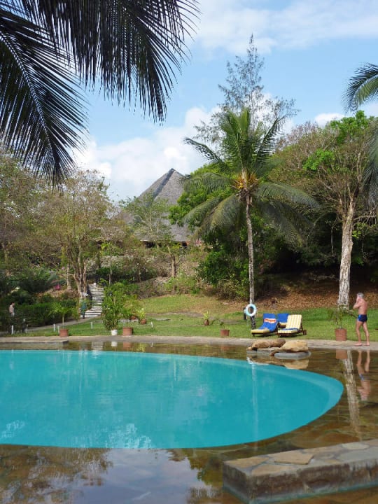 Und nochmal der Pool aus einer anderen Perspektive Hotel Papillon Lagoon Reef