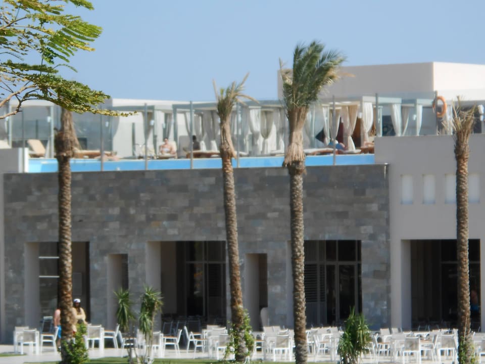 Erwachsenenbereich mit Pool auf dem Dach Jaz Aquaviva