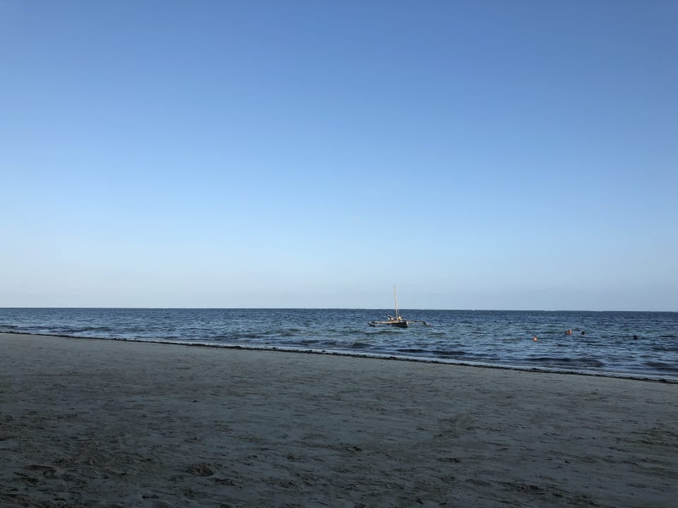 Strand Neptune Beach Resort