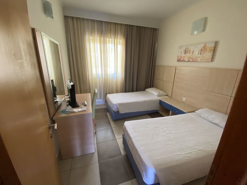 Zimmer Achilleas Beach Adults Only