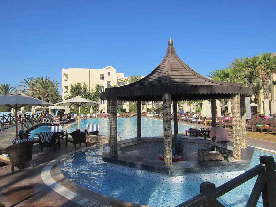 Pool Hotel Paradis Palace