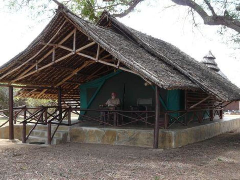 Unser Zelt Satao Camp