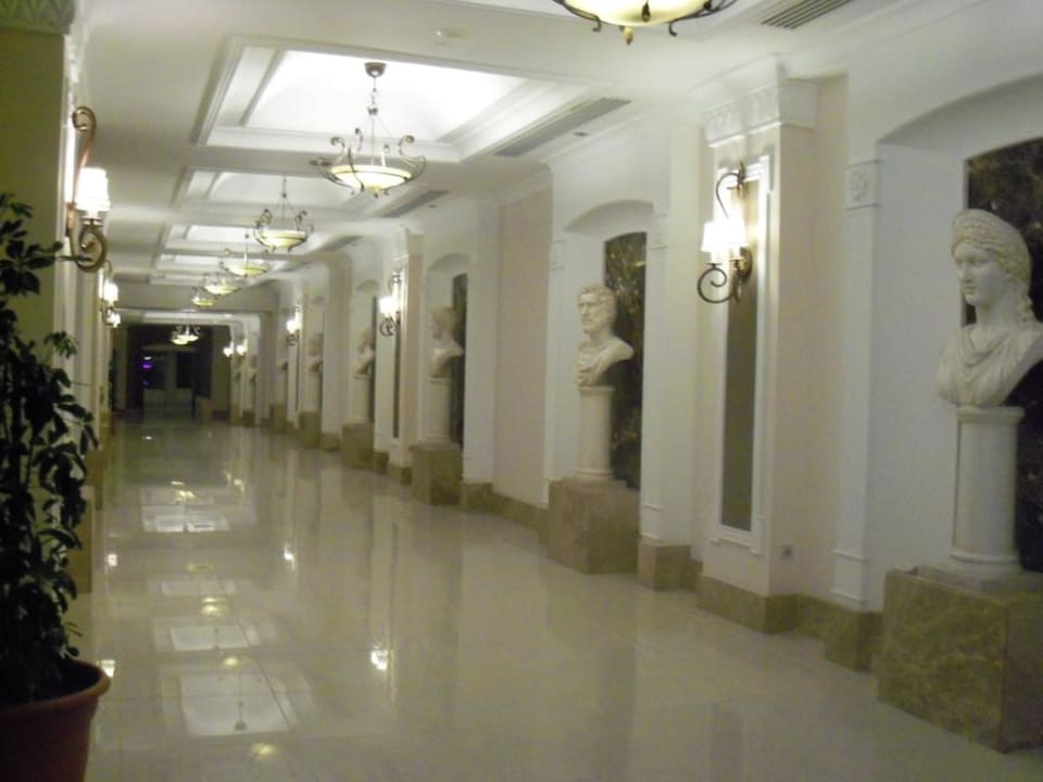 Ein Teil des Hotel´s im römischen Stil Trendy Aspendos Beach Hotel
