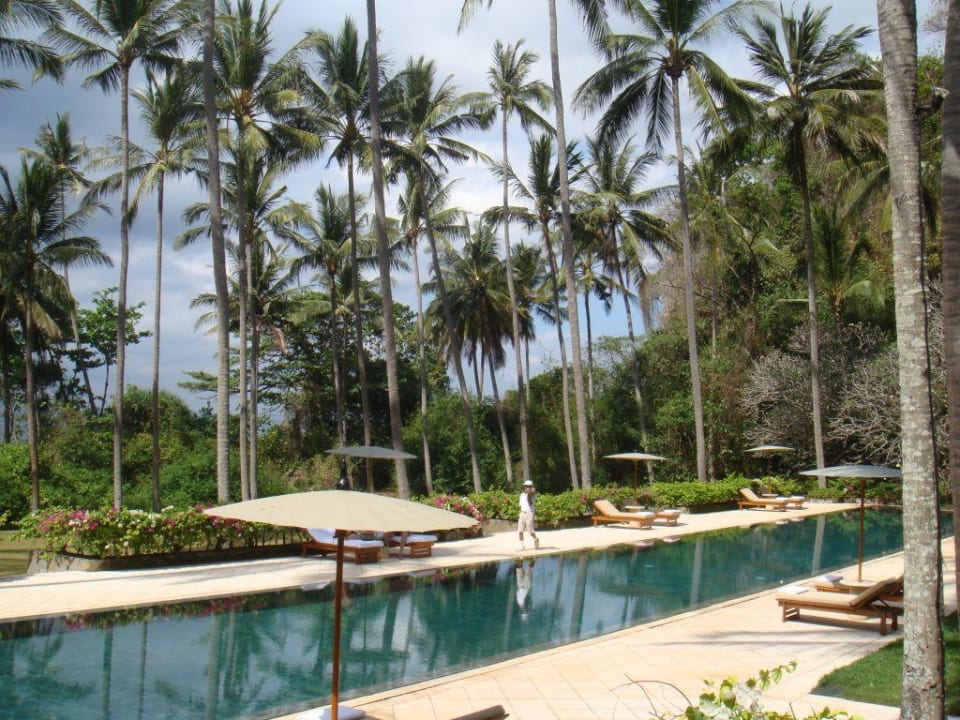 Beachpool Hotel Amankila