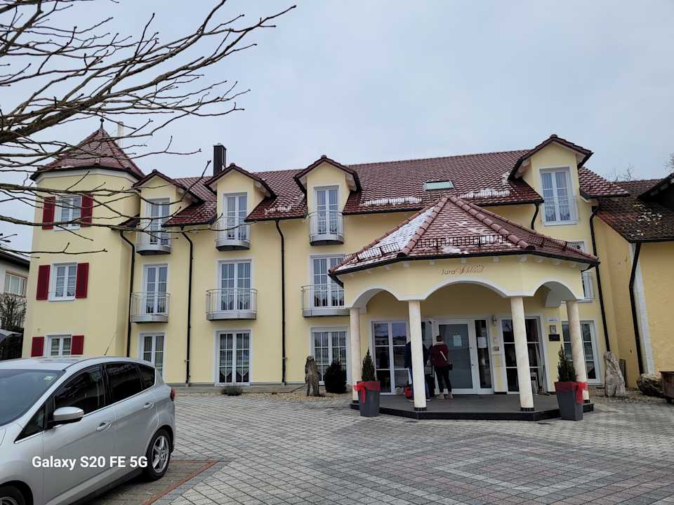 Außenansicht Landhotel Zur Jurahöhe / Juraschlössl