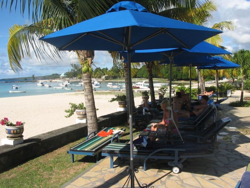 Liegen in Poolnähe Hotel Villas Caroline