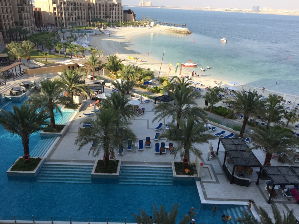 Strand DoubleTree by Hilton Resort & Spa Marjan Island