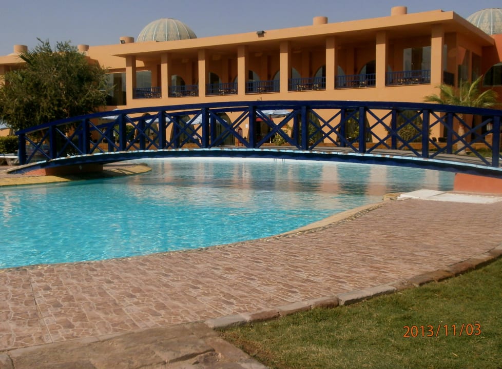 Blick auf ein Hauptrestaurant Titanic Beach Spa & Aqua Park