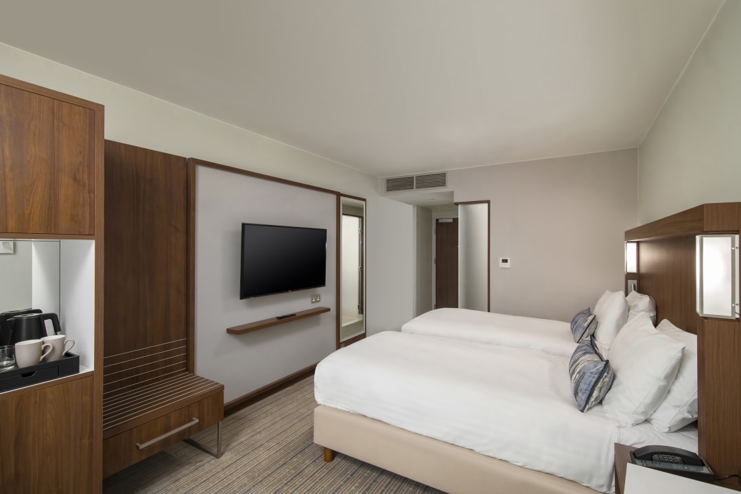 Zimmer Courtyard by Marriott Inverness Airport