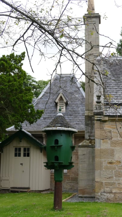 Aussen Carberry Tower Hotel