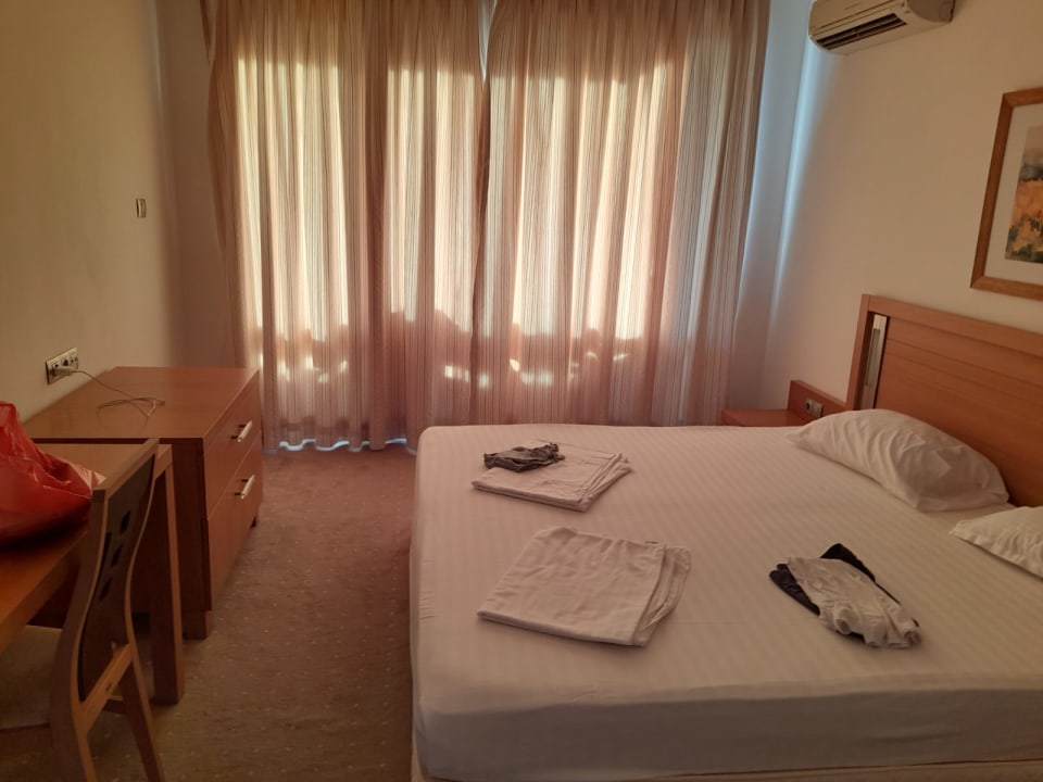 Zimmer Hotel Emerald Beach Resort & Spa