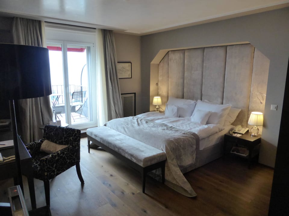 Gesamtansicht Hotel Lausanne Palace