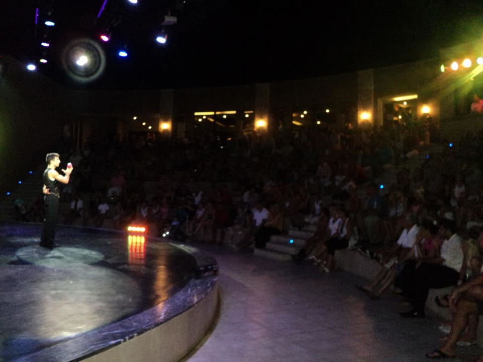 Amphitheater / Showabend Sherwood Dreams Resort