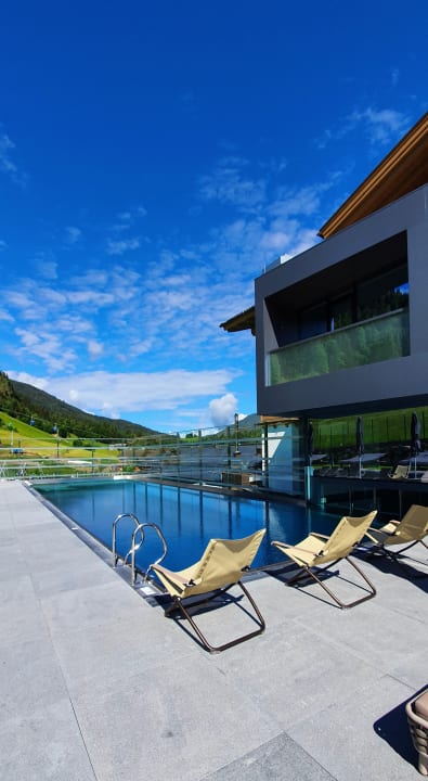 Außenansicht Hotel Riederalm