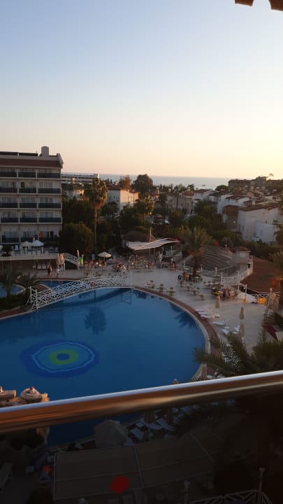 Ausblick Seaden Corolla Hotel