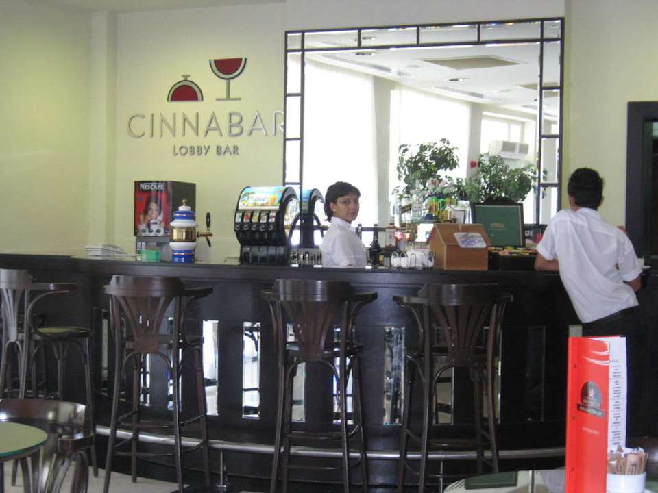 Bar  am Eingangsbereich vom Hotel Sealife Buket Resort & Beach