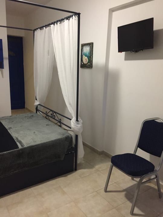 Zimmer Anastasia Studios, Apartments & Suite