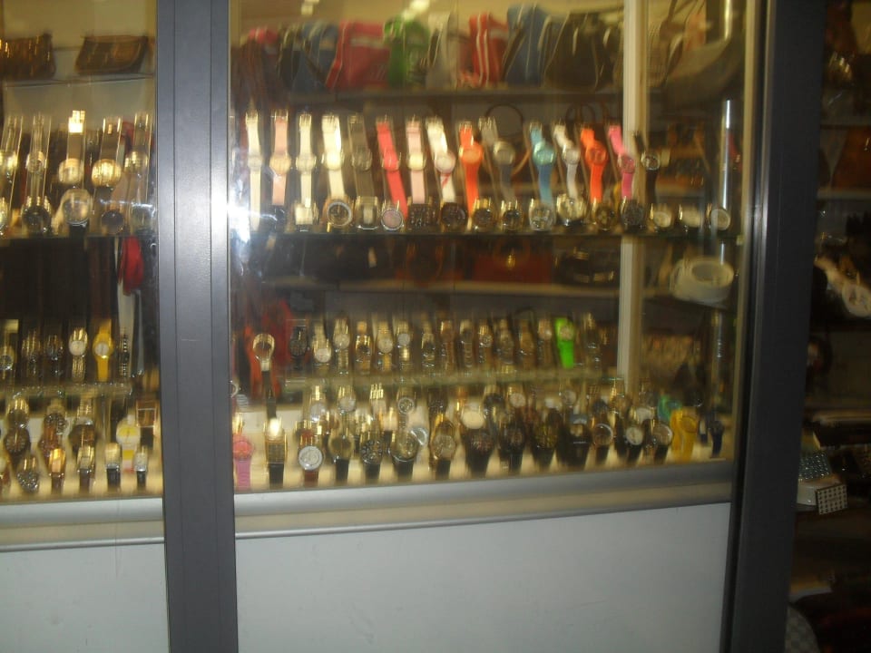 Часы Limak Limra Hotel & Resort