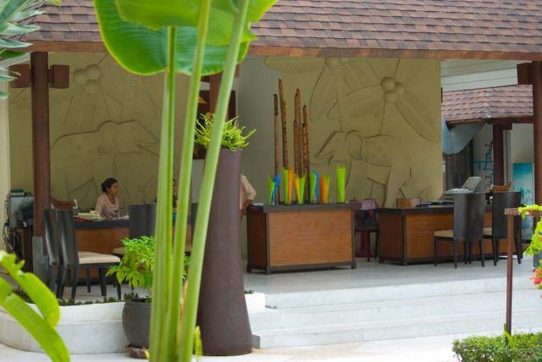 Rezeption Iyara Beach Hotel